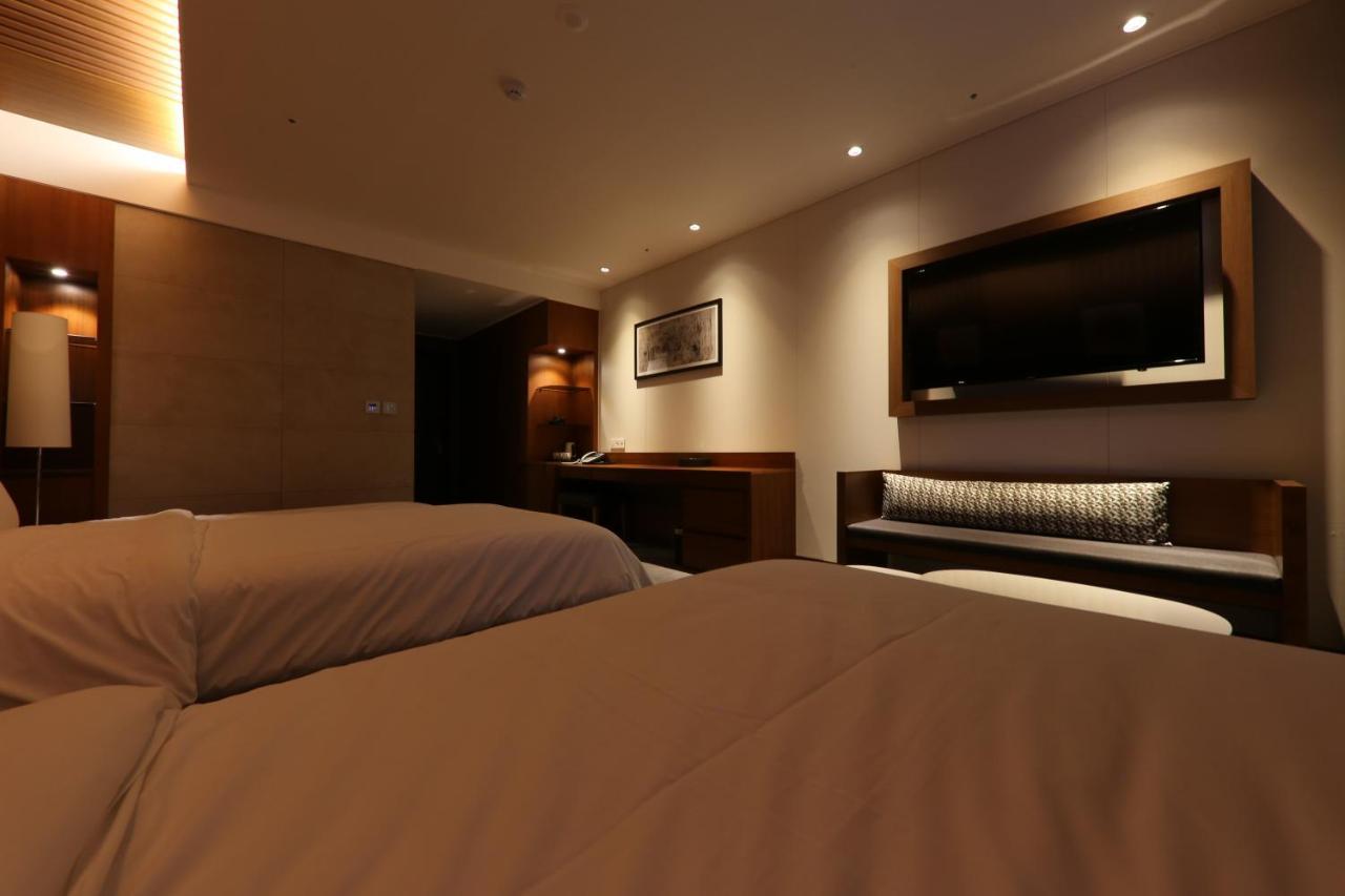 Sejong City Osong Hotel Cheongju Exterior foto