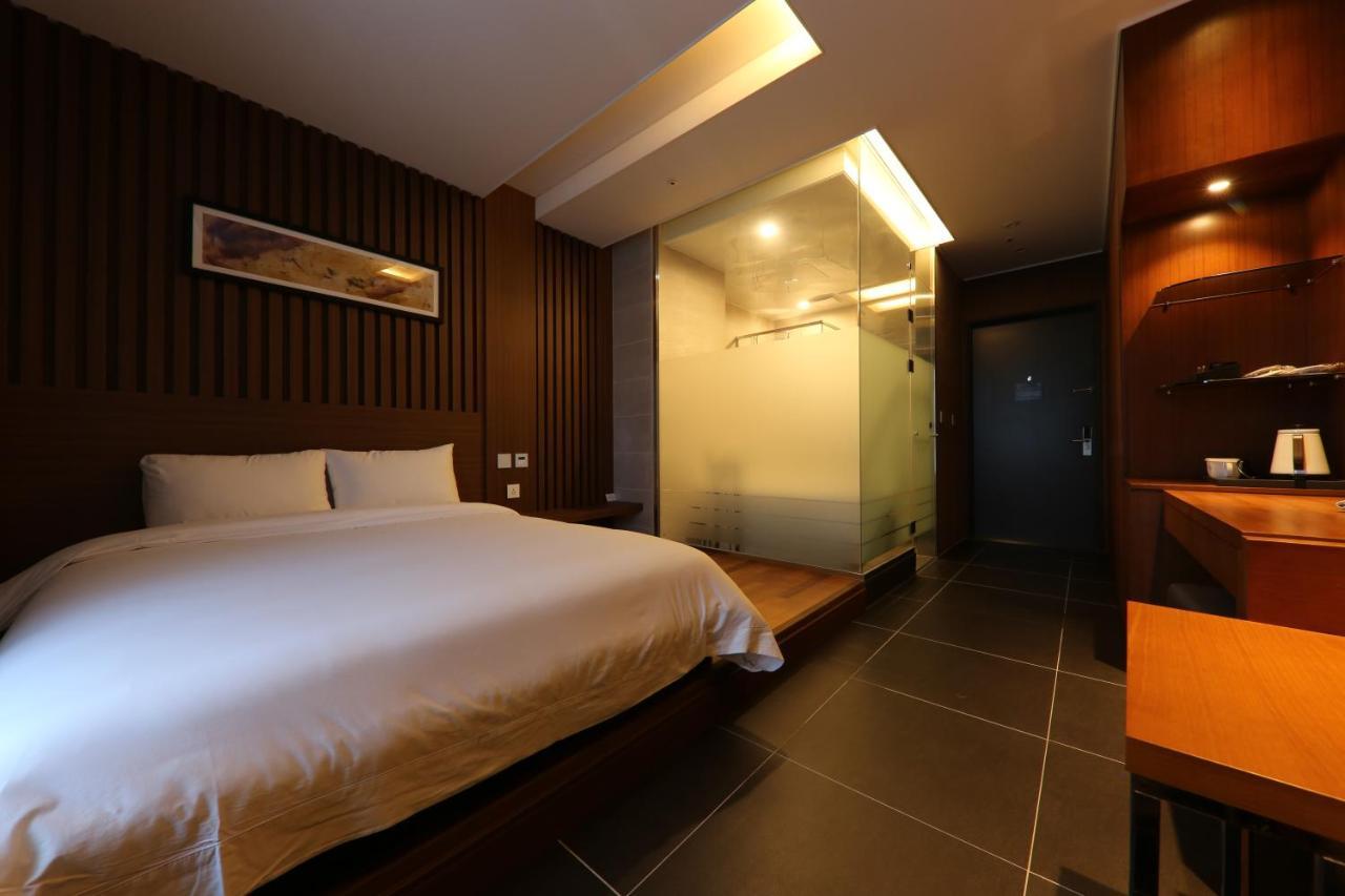 Sejong City Osong Hotel Cheongju Exterior foto