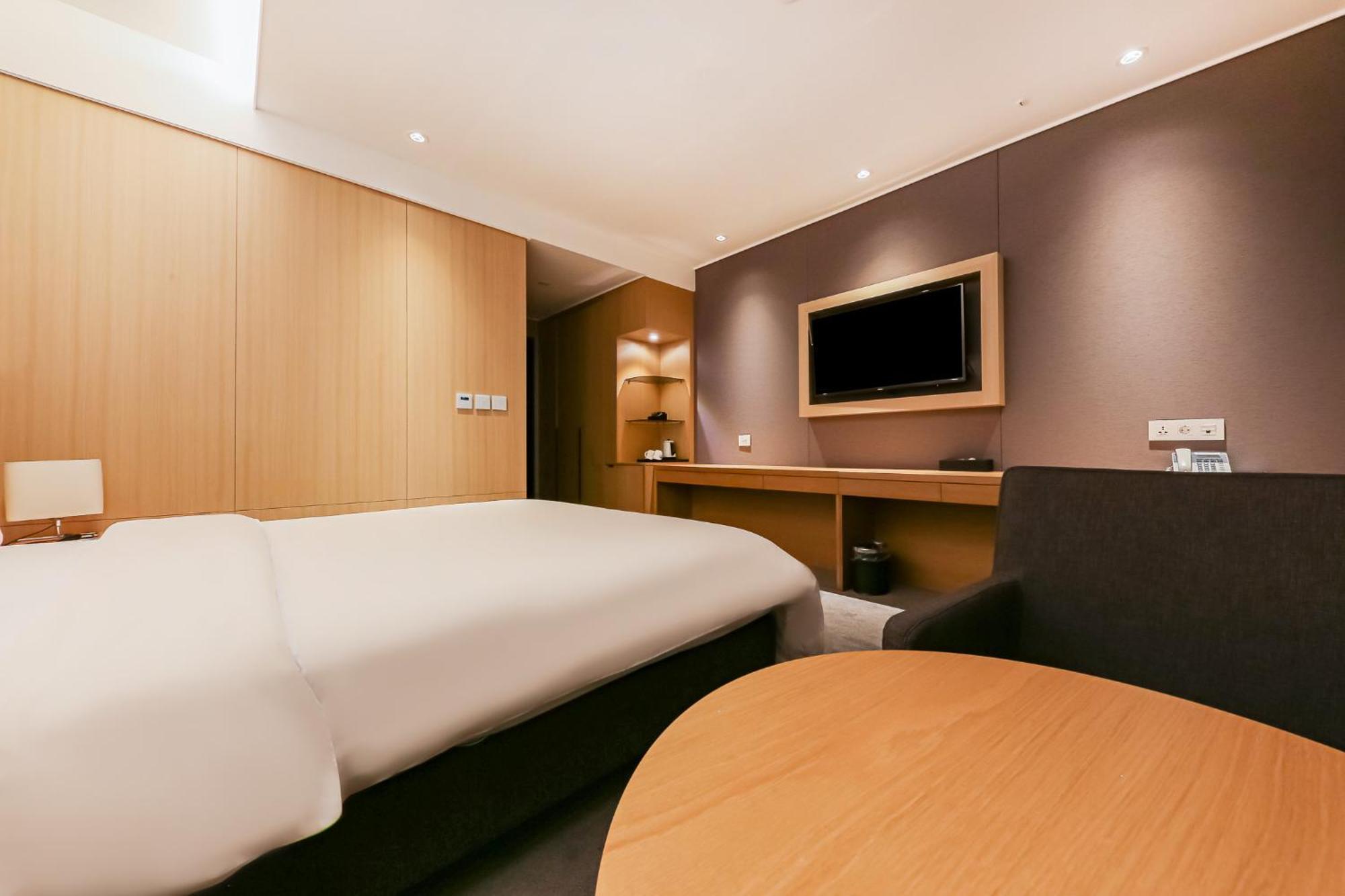 Sejong City Osong Hotel Cheongju Exterior foto